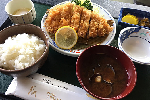 ロースカツ定食